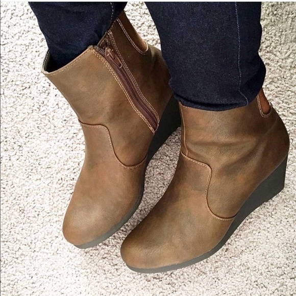 Buckle Shoes - Texas Brown Coffee Low Wedge Ankle Booties